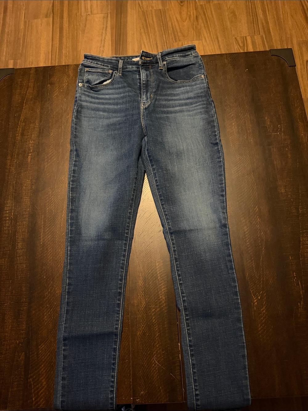 Levi's Women's Dark Wash Skinny Jeans